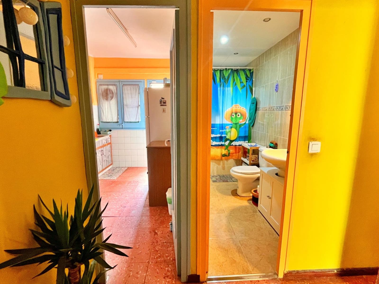 4 bedroom Flat for sale in Tortosa - € 65,000 (Ref: 9711914)