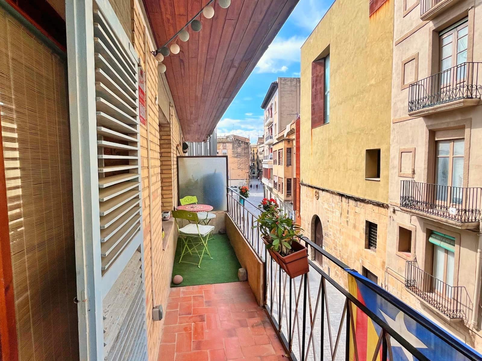 4 bedroom Flat for sale in Tortosa - € 65,000 (Ref: 9711914)
