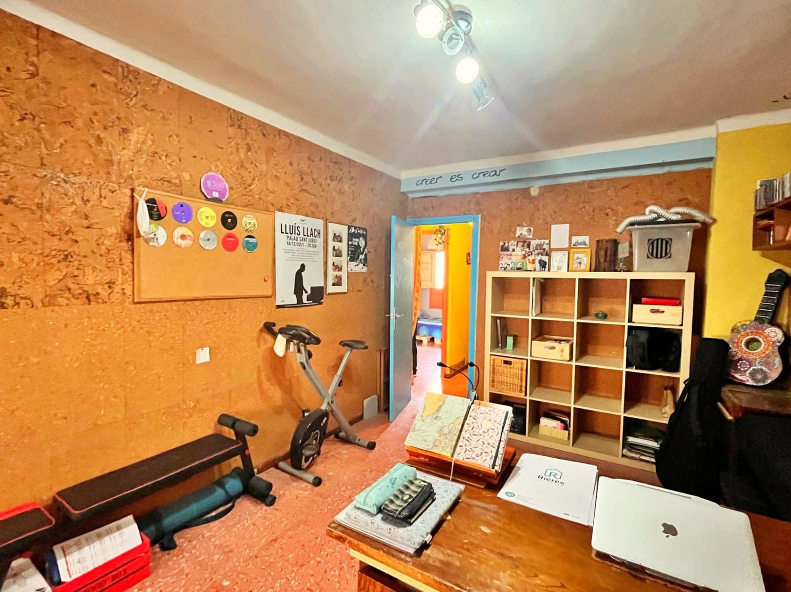 4 bedroom Flat for sale in Tortosa - € 65,000 (Ref: 9711914)