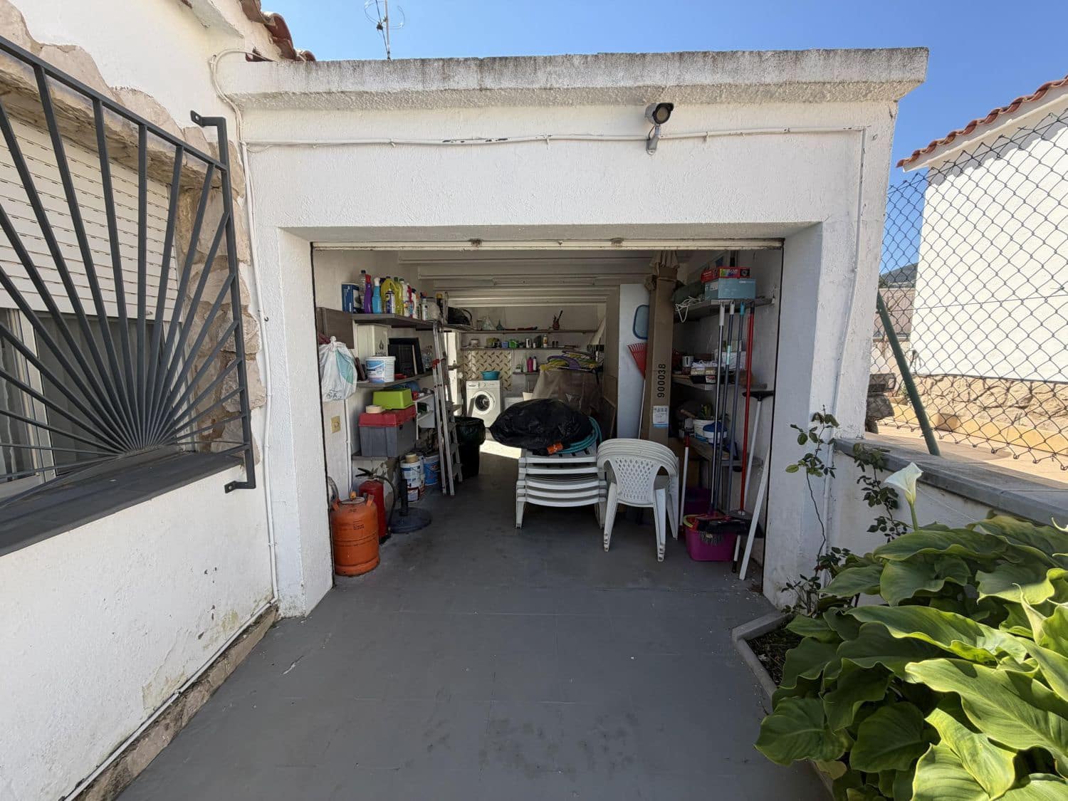 4 bedroom Villa for sale in Alcanar with pool garage - € 372,500 (Ref: 9711917)