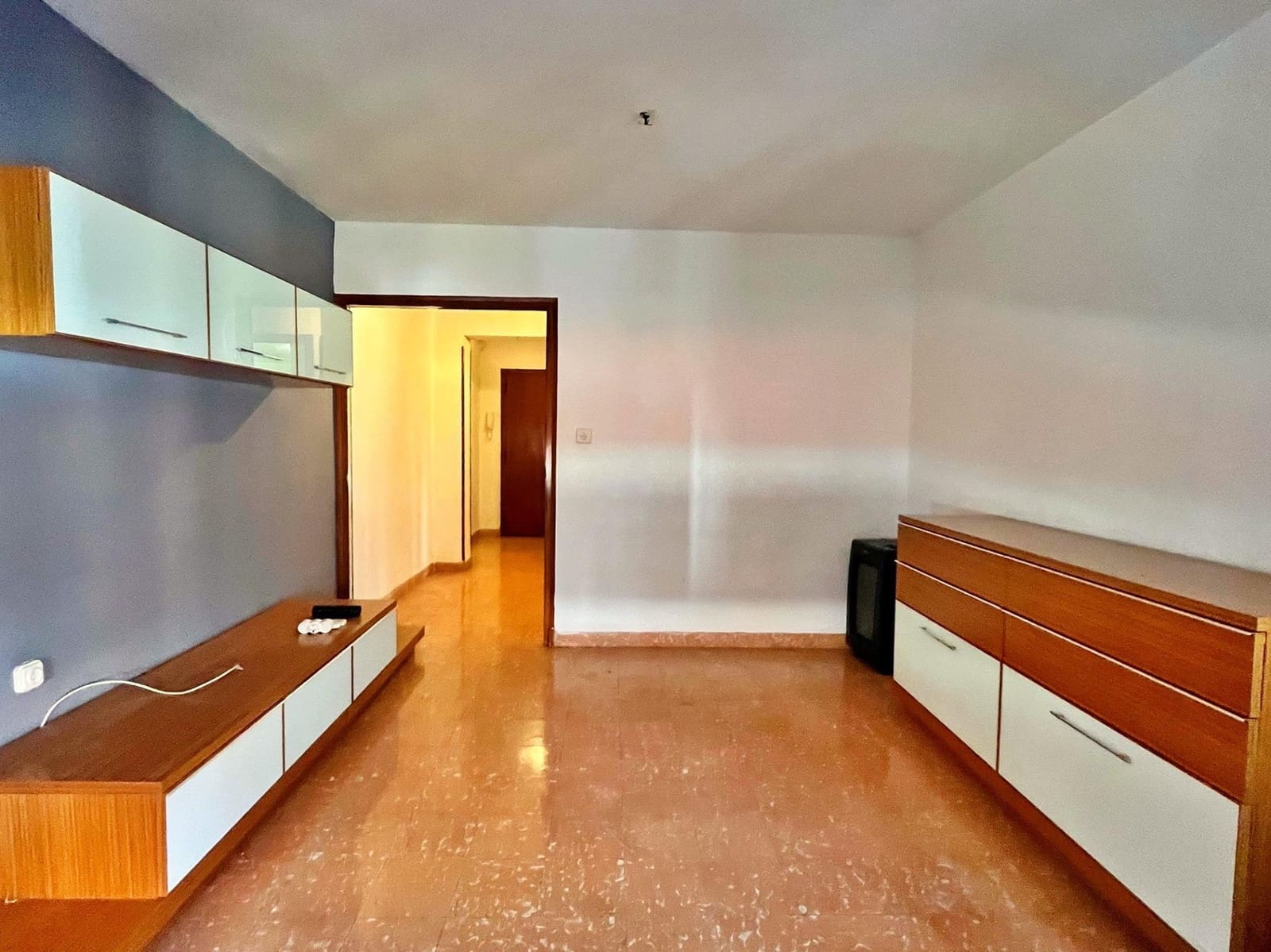 3 bedroom Flat for sale in Tortosa - € 105,000 (Ref: 9714868)