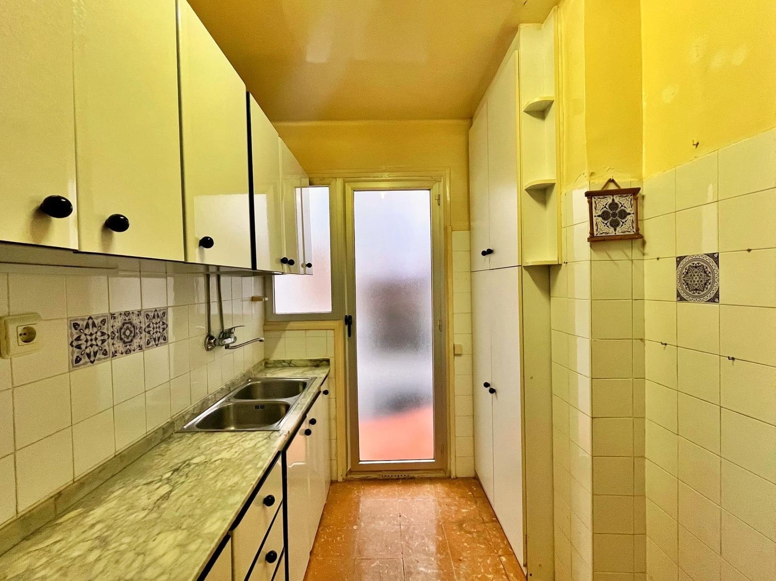 3 bedroom Flat for sale in Tortosa - € 105,000 (Ref: 9714868)