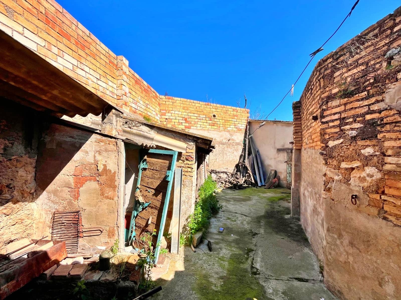 4 soveværelse Villa til salg i Roquetes - € 98.000 (Ref: 9751933)