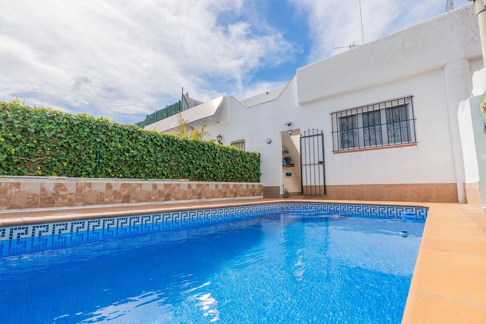 3 soverom Villa til salgs i Deltebre med svømmebasseng - € 199 000 (Ref: 9758904)