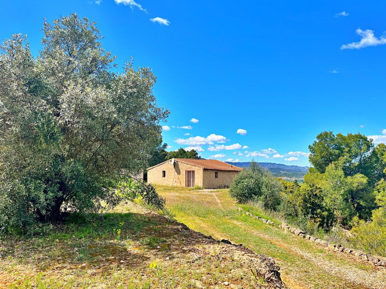 2 quarto Moradia para venda em Flix - 70 000 € (Ref: 9770595)