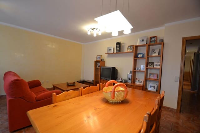 Piso de 4 habitaciones en Deltebre en venta - 116.000 € (Ref: 9770596)