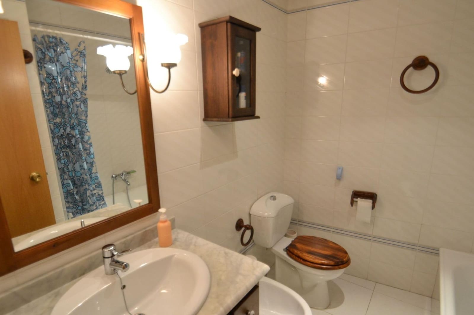 Piso de 4 habitaciones en Deltebre en venta - 116.000 € (Ref: 9770596)