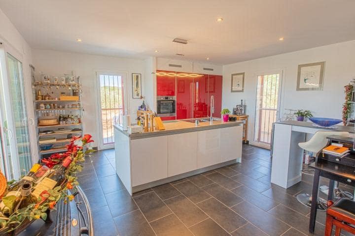 2 soveværelse Villa til salg i L'Ampolla med swimmingpool - € 685.000 (Ref: 9770599)