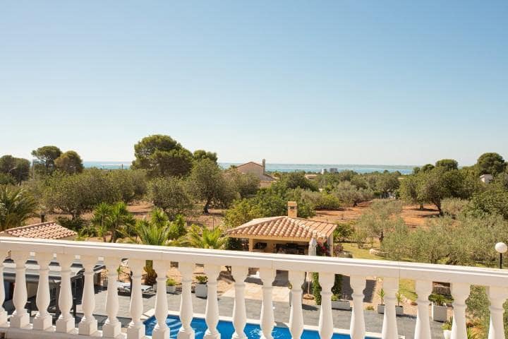 2 soveværelse Villa til salg i L'Ampolla med swimmingpool - € 685.000 (Ref: 9770599)