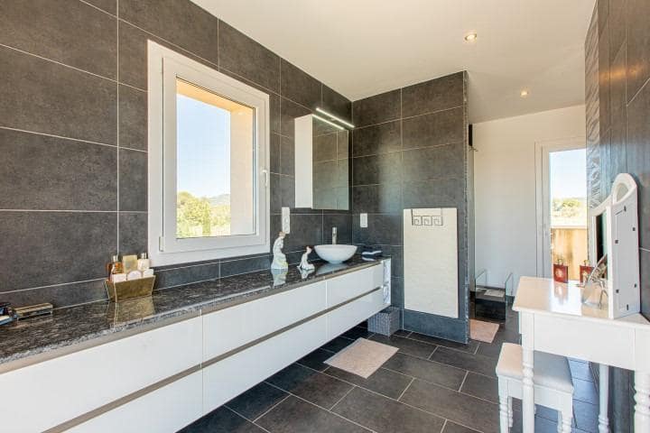 2 soveværelse Villa til salg i L'Ampolla med swimmingpool - € 685.000 (Ref: 9770599)