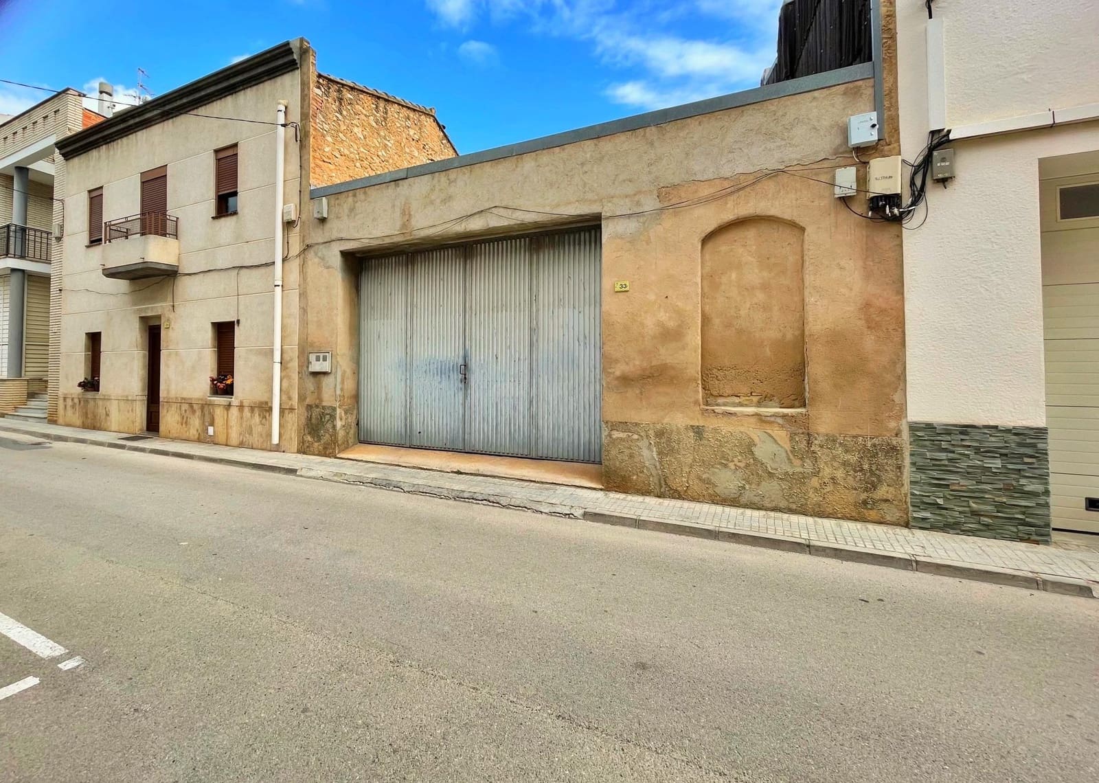 Garage for sale in Camp-redo - € 68,000 (Ref: 9772993)