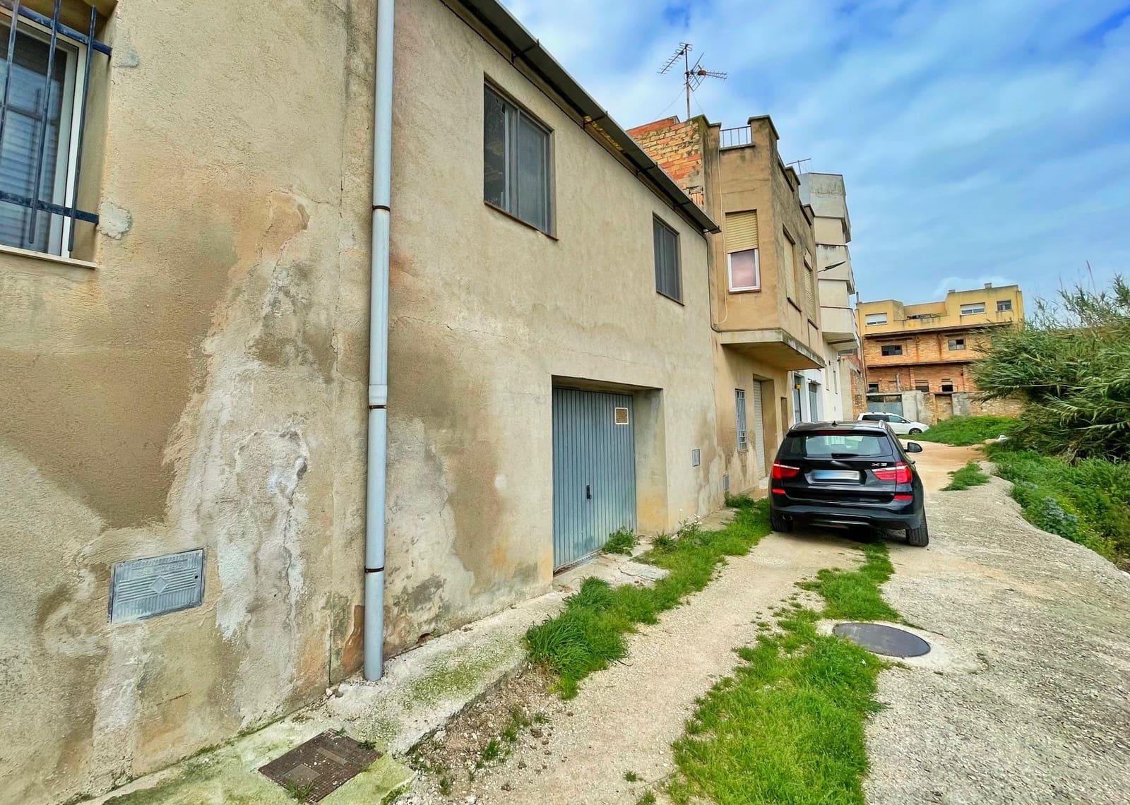 Garage for sale in Camp-redo - € 68,000 (Ref: 9772993)