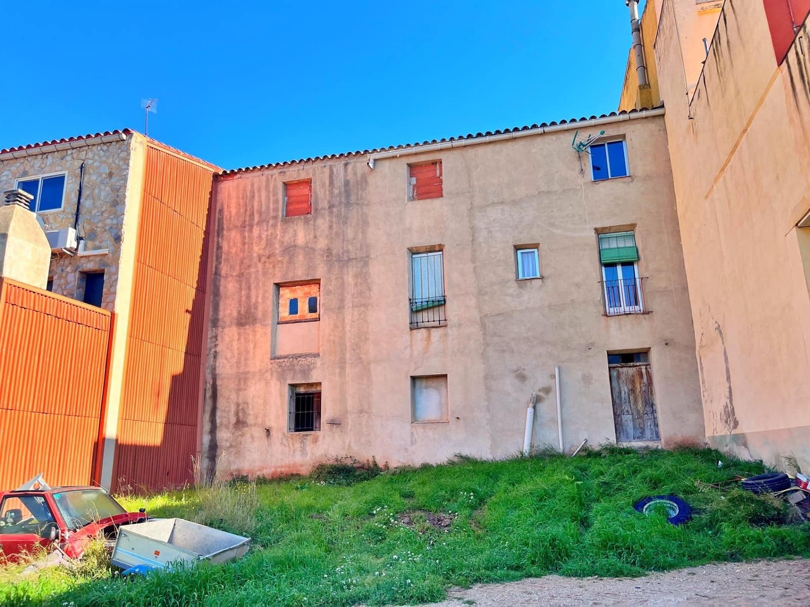 3 sypialnia Dom na sprzedaż w Alfara de Carles - 79 000 € (Ref: 9772996)