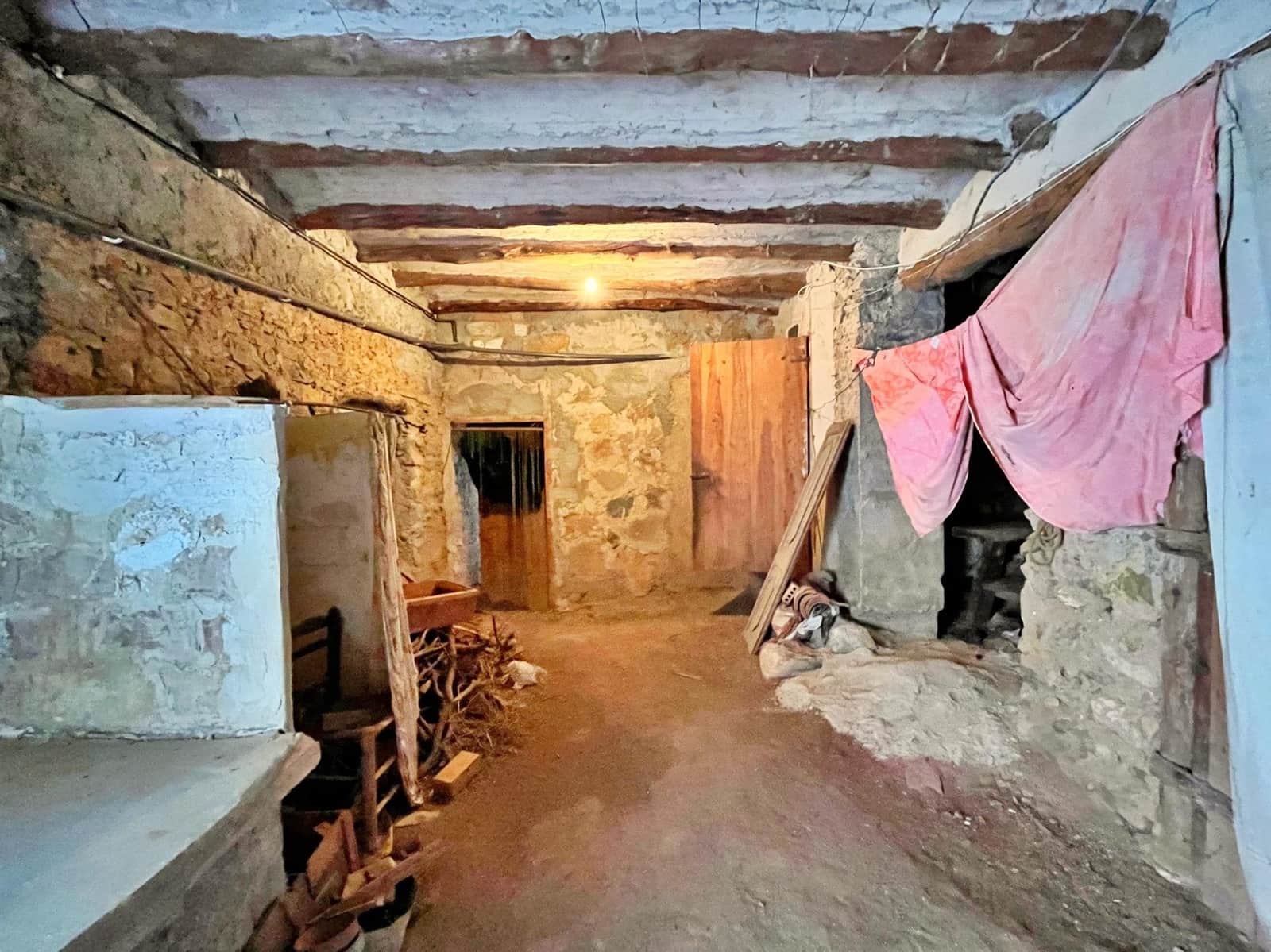 3 sypialnia Dom na sprzedaż w Alfara de Carles - 79 000 € (Ref: 9772996)