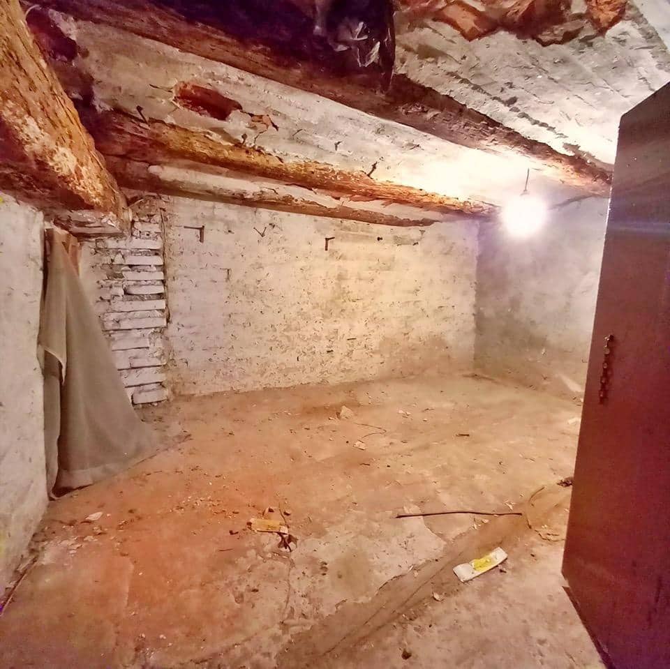 3 soveværelse Byhus til salg i Tivenys - € 23.000 (Ref: 9820442)