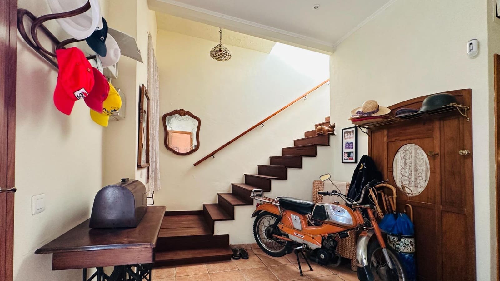 5 bedroom Townhouse for sale in Amposta - € 229,500 (Ref: 9825198)