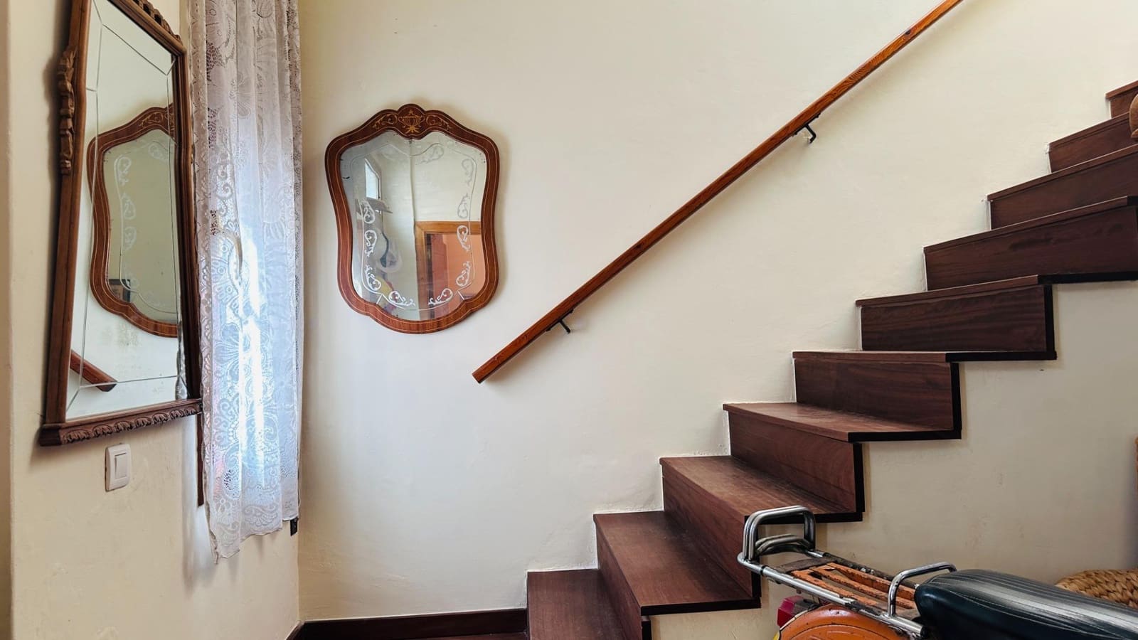 5 bedroom Townhouse for sale in Amposta - € 229,500 (Ref: 9825198)