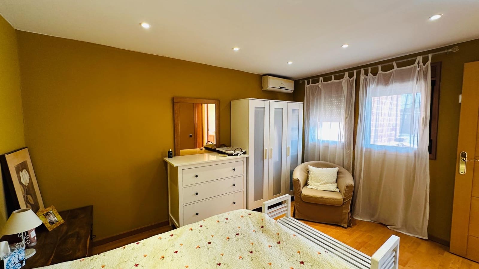 5 bedroom Townhouse for sale in Amposta - € 229,500 (Ref: 9825198)