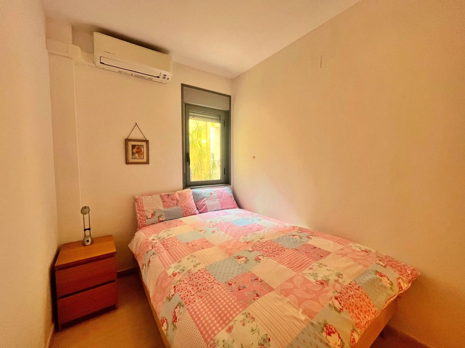 4 bedroom Flat for sale in Santa Barbara with garage - € 108,000 (Ref: 9833600)