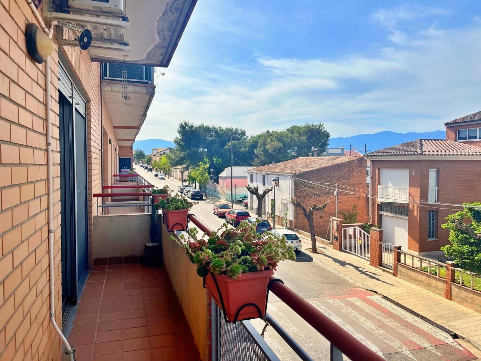 4 bedroom Flat for sale in Santa Barbara with garage - € 108,000 (Ref: 9833600)
