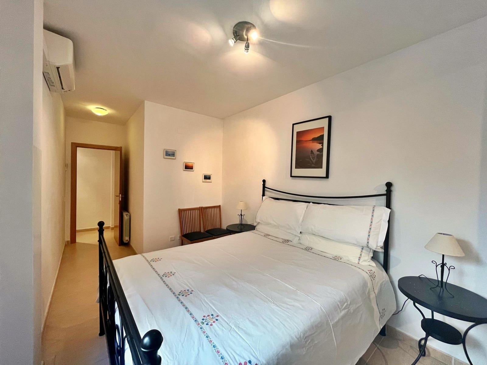 4 bedroom Flat for sale in Santa Barbara with garage - € 108,000 (Ref: 9833600)
