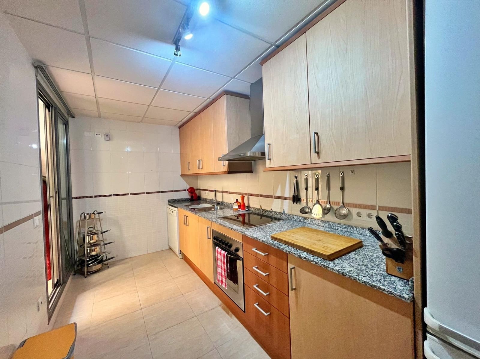 4 bedroom Flat for sale in Santa Barbara with garage - € 108,000 (Ref: 9833600)