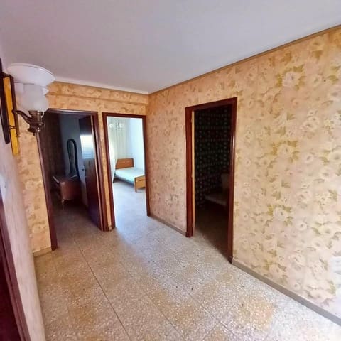 6 soverom Hus til salgs i Tivenys - € 76 000 (Ref: 9839169)