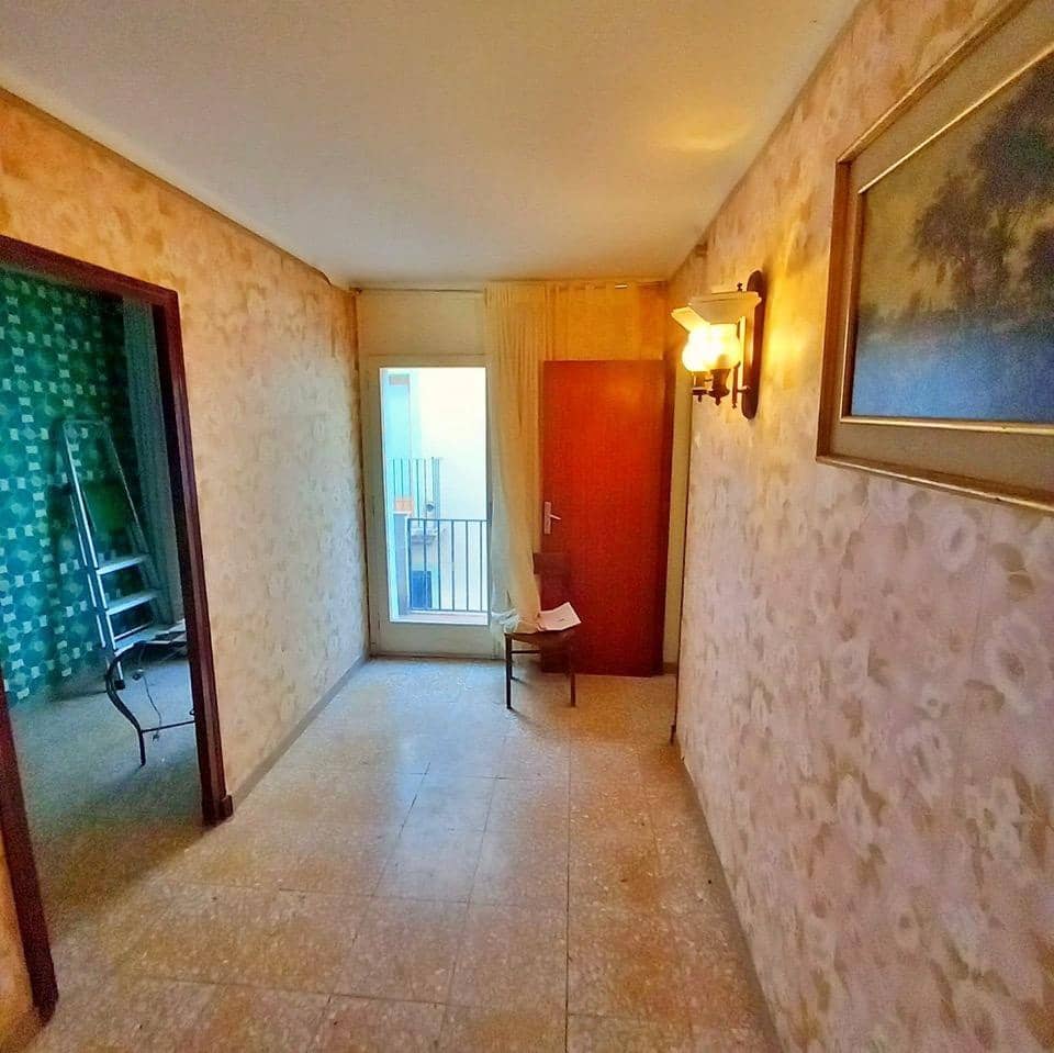 6 bedroom Townhouse for sale in Tivenys - € 76,000 (Ref: 9839169)