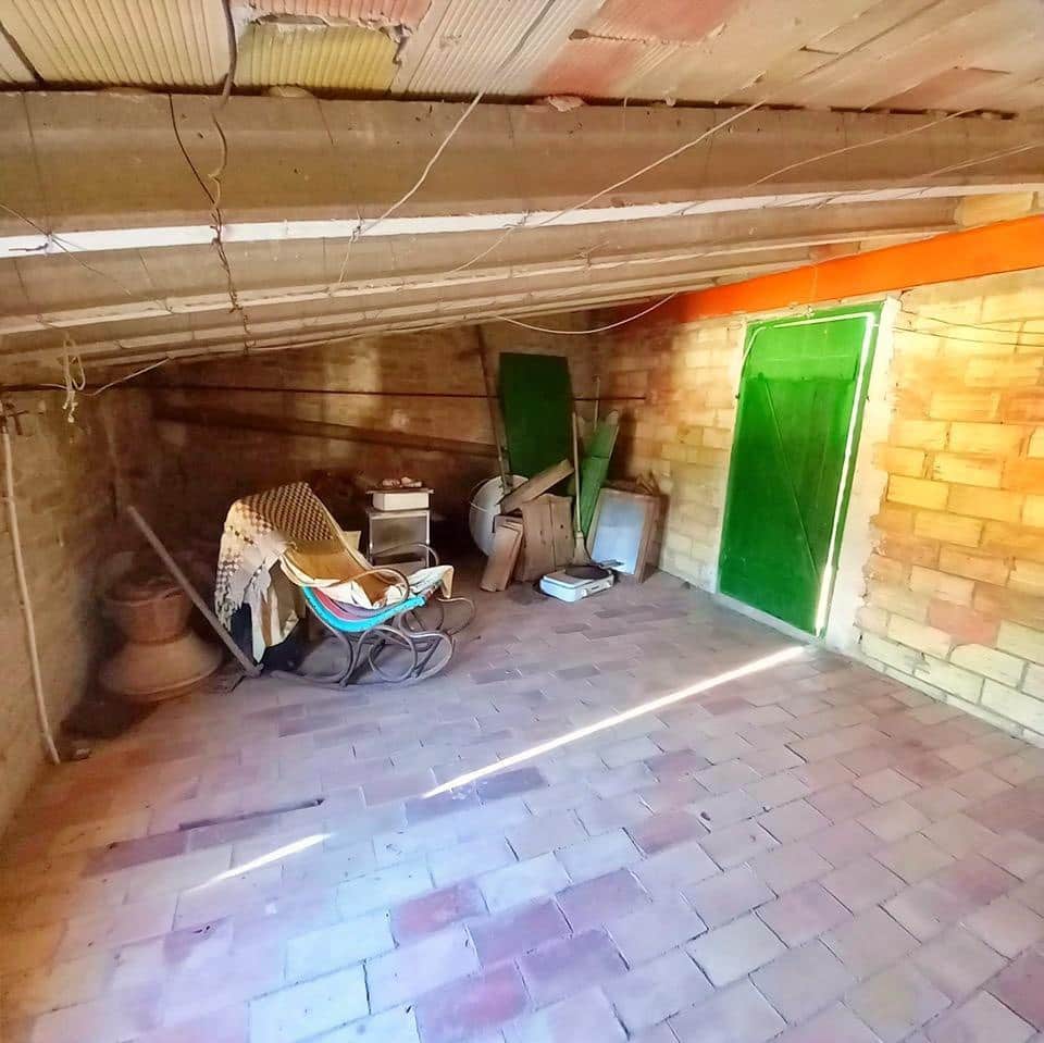 6 bedroom Townhouse for sale in Tivenys - € 76,000 (Ref: 9839169)