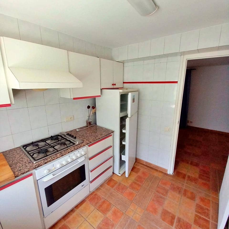 2 bedroom Townhouse for sale in Tivenys - € 90,000 (Ref: 9839170)