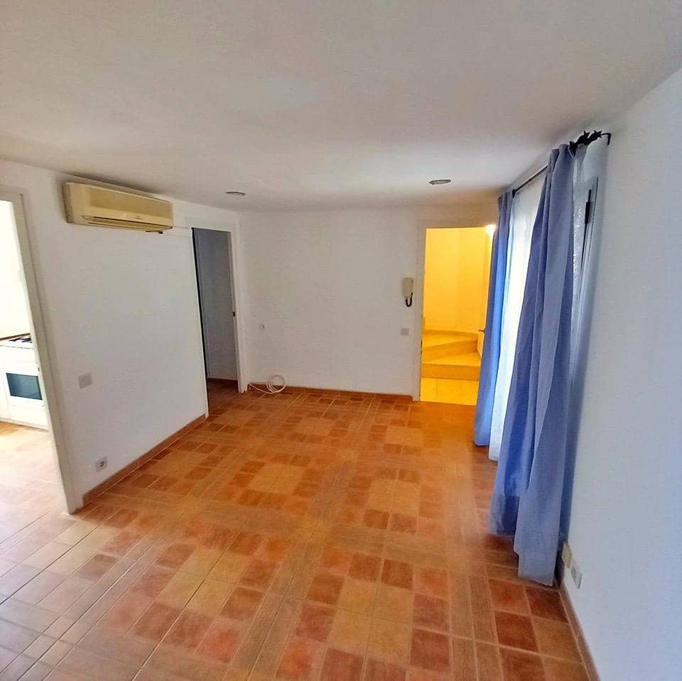 2 bedroom Townhouse for sale in Tivenys - € 90,000 (Ref: 9839170)