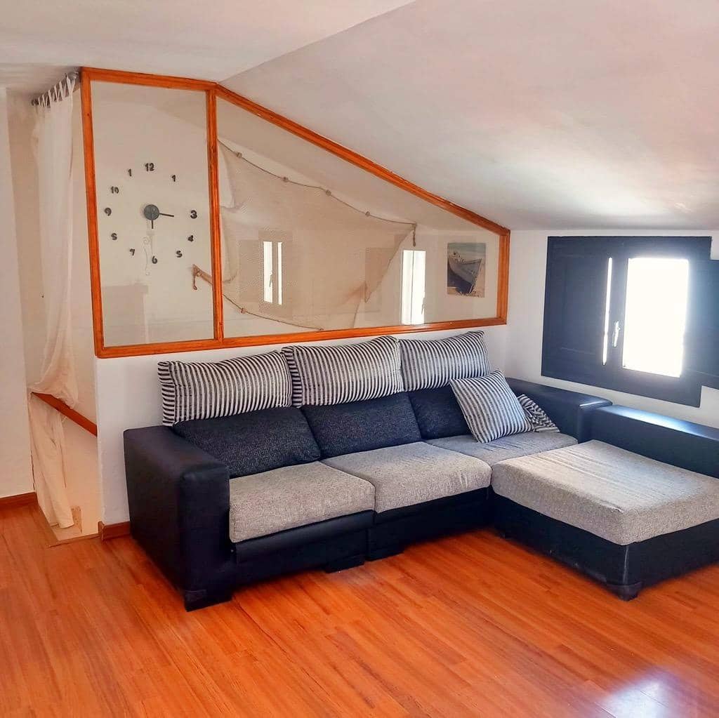 2 bedroom Townhouse for sale in Tivenys - € 90,000 (Ref: 9839170)