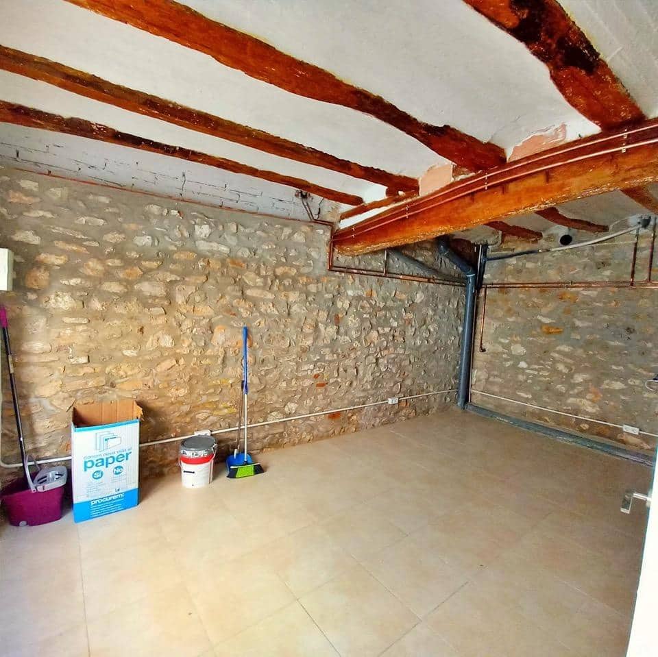 2 bedroom Townhouse for sale in Tivenys - € 90,000 (Ref: 9839170)
