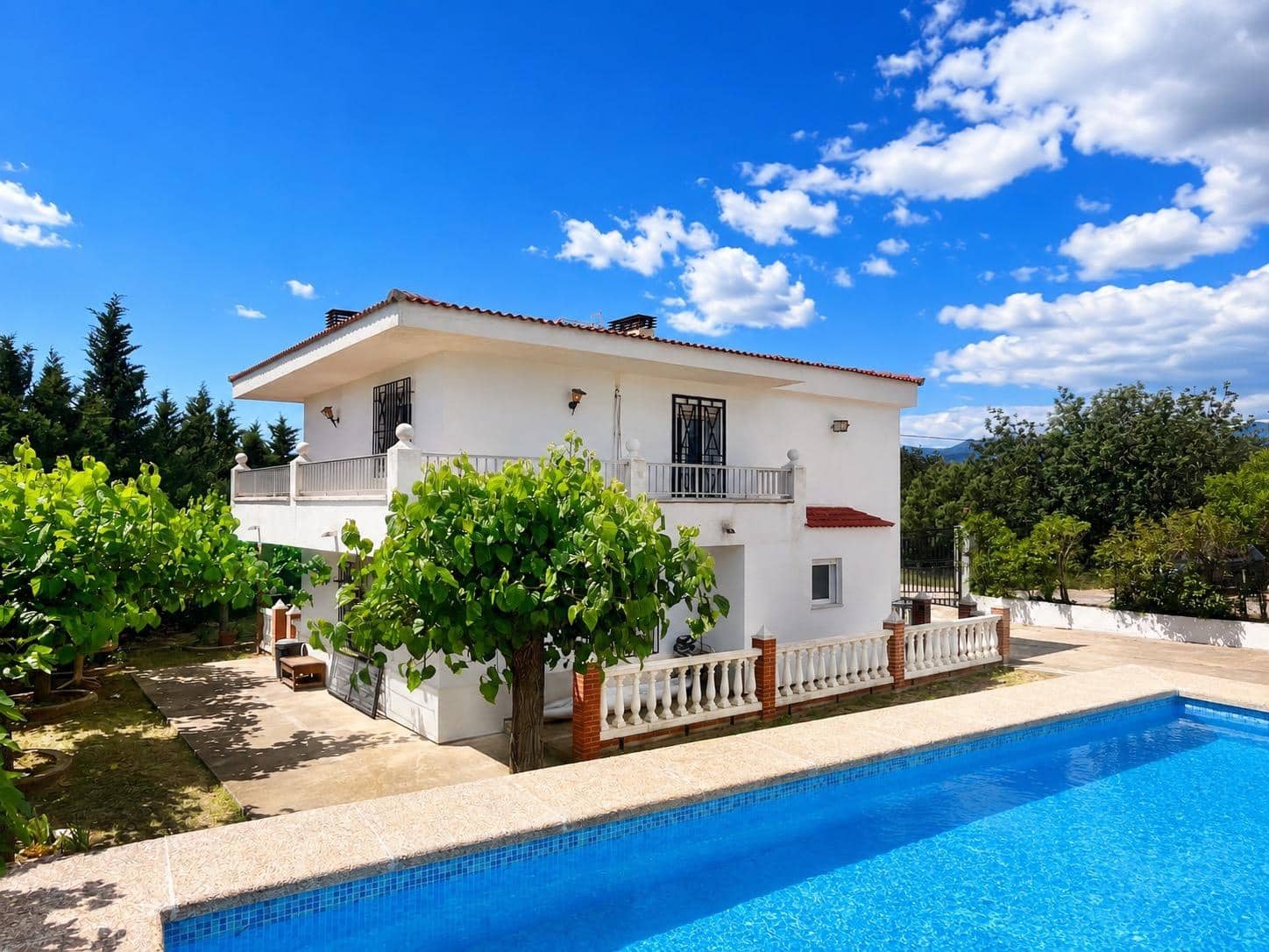 2 bedroom Villa for sale in Roquetes with pool garage - € 245,000 (Ref: 9860045)
