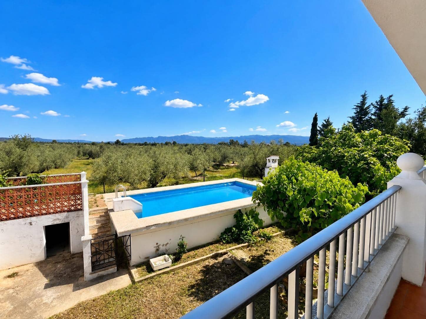 2 bedroom Villa for sale in Roquetes with pool garage - € 245,000 (Ref: 9860045)