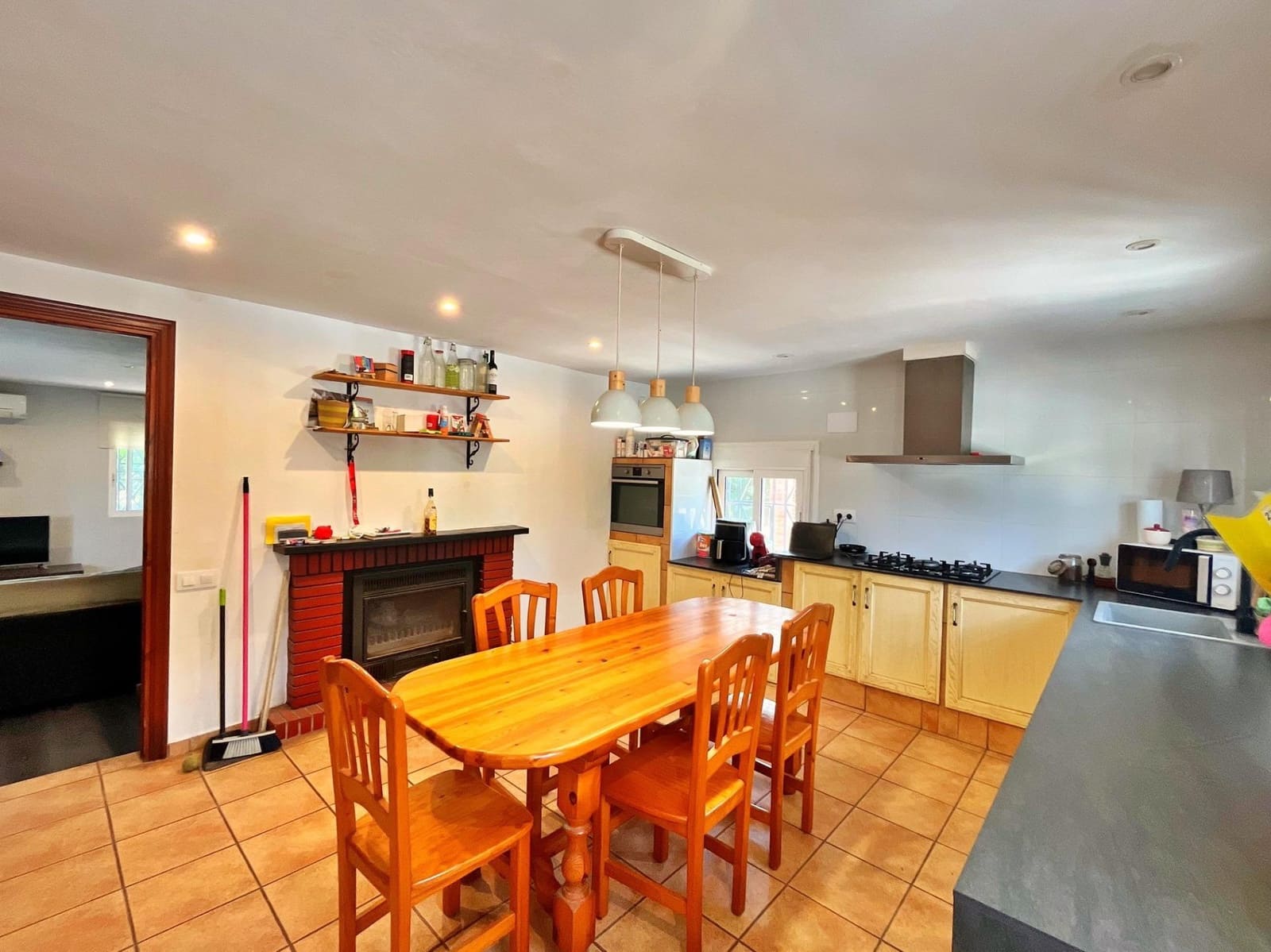 2 bedroom Villa for sale in Roquetes with pool garage - € 245,000 (Ref: 9860045)