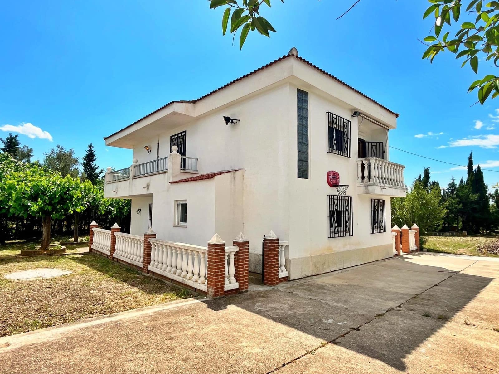 2 bedroom Villa for sale in Roquetes with pool garage - € 245,000 (Ref: 9860045)