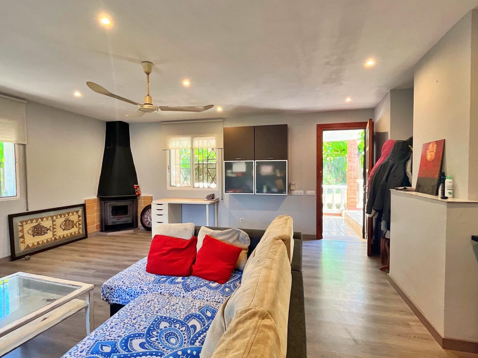 2 bedroom Villa for sale in Roquetes with pool garage - € 245,000 (Ref: 9860045)