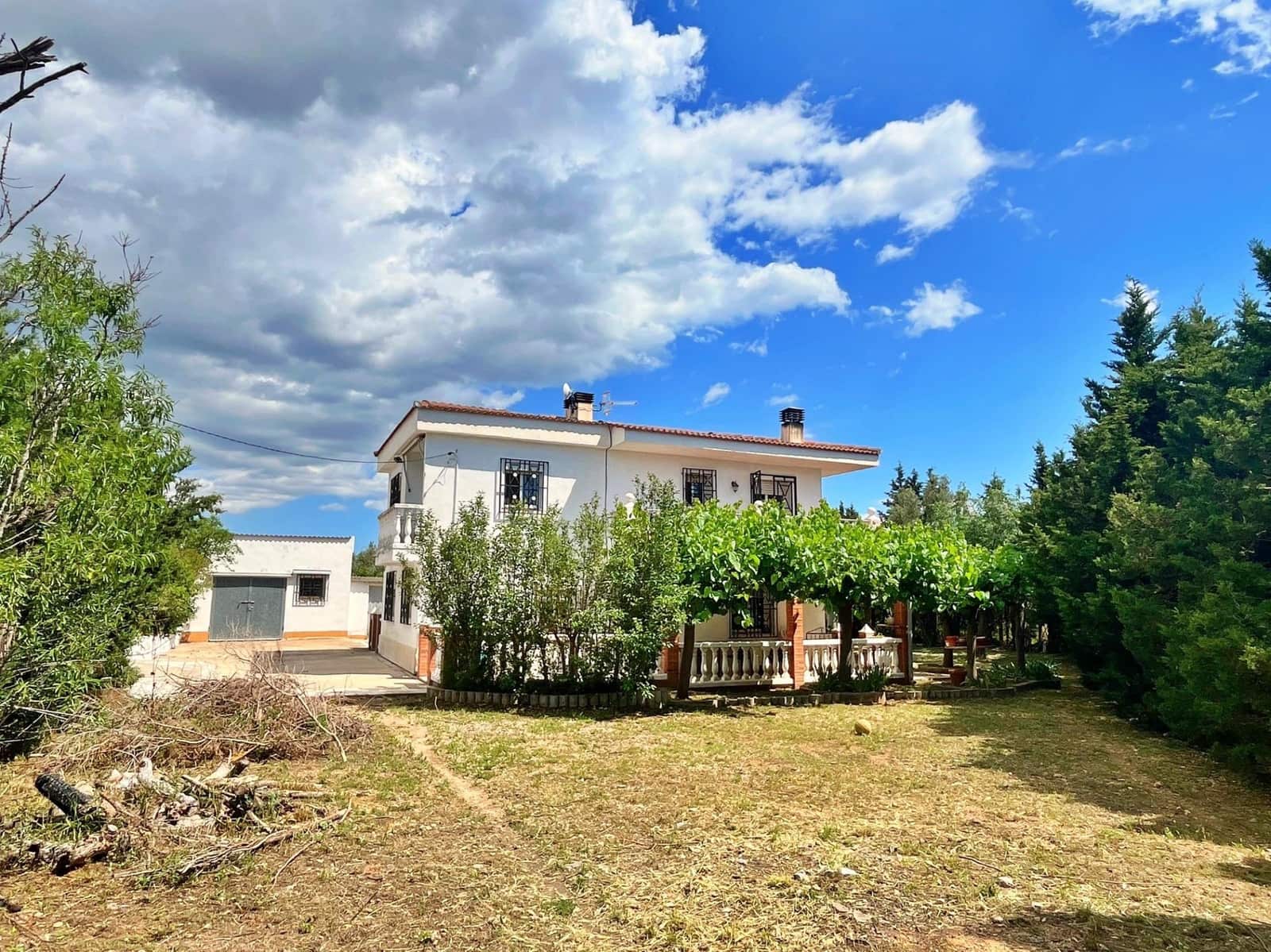 2 bedroom Villa for sale in Roquetes with pool garage - € 245,000 (Ref: 9860045)