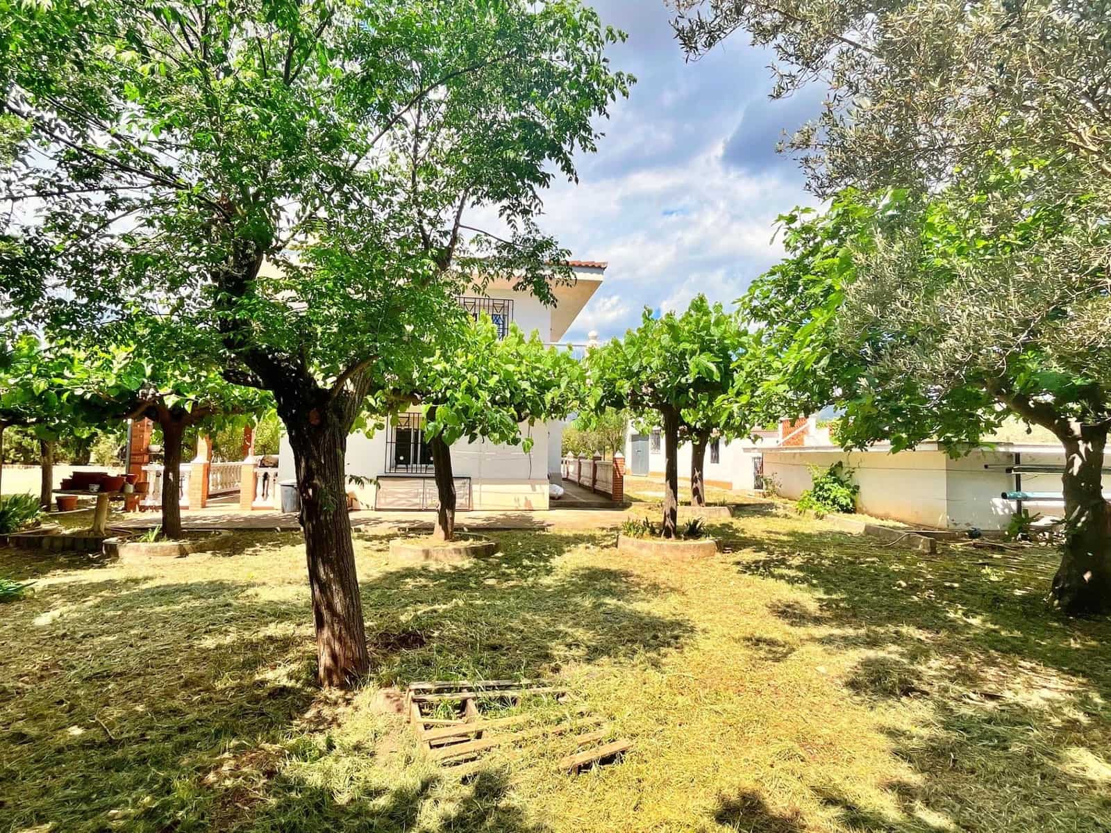 2 bedroom Villa for sale in Roquetes with pool garage - € 245,000 (Ref: 9860045)