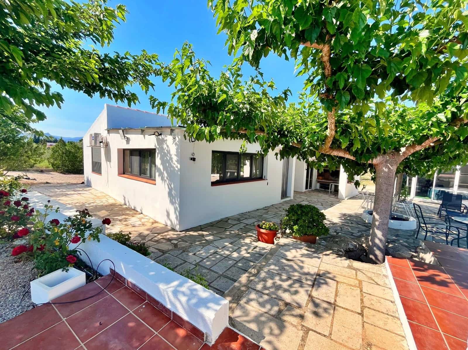 2 bedroom Villa for sale in La Senia with pool - € 158,000 (Ref: 9865133)