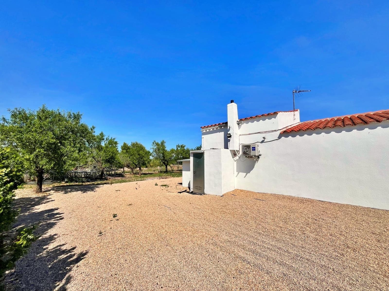 2 bedroom Villa for sale in La Senia with pool - € 158,000 (Ref: 9865133)