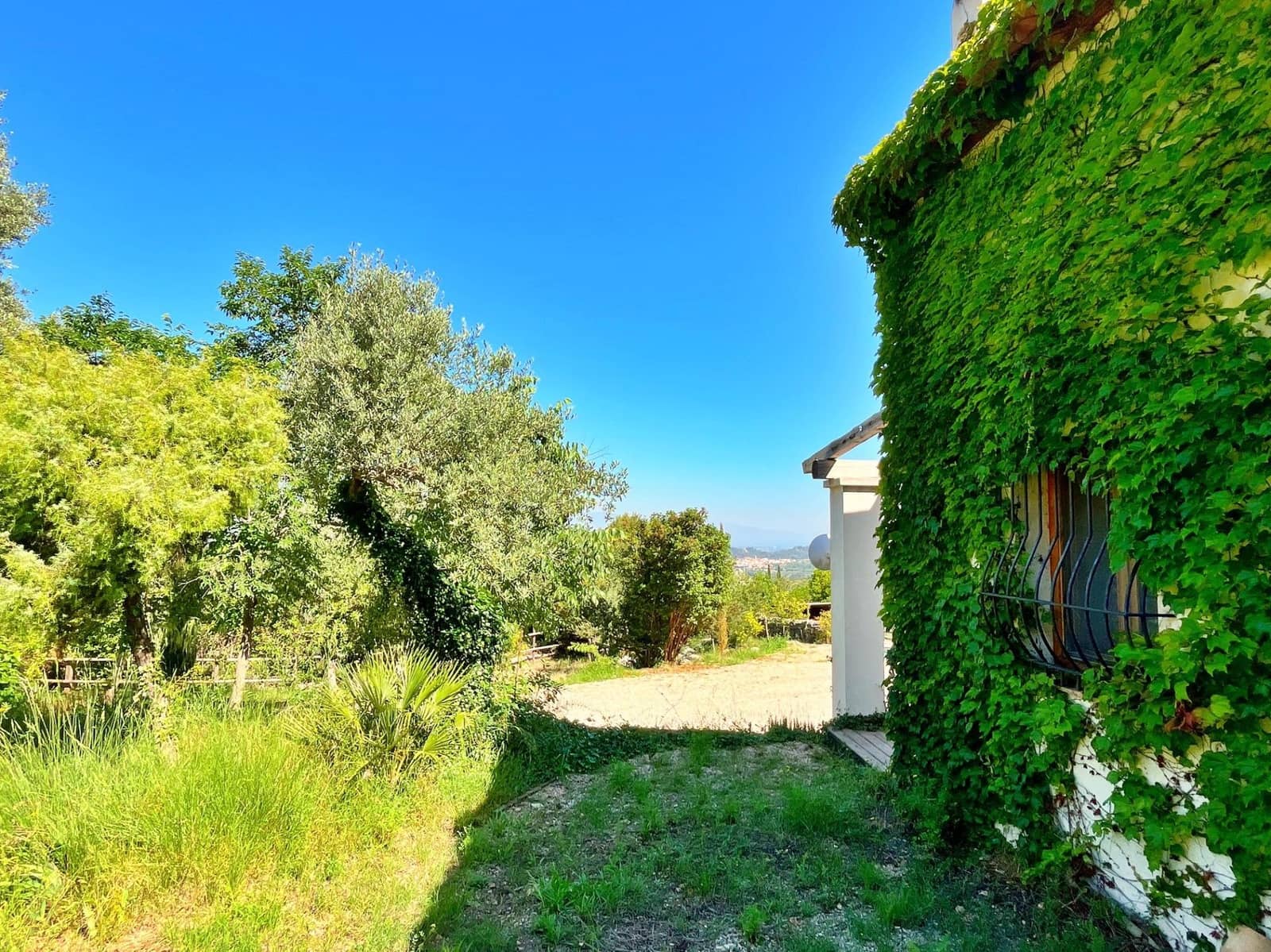 4 bedroom Villa for sale in Freginals - € 229,000 (Ref: 9865134)