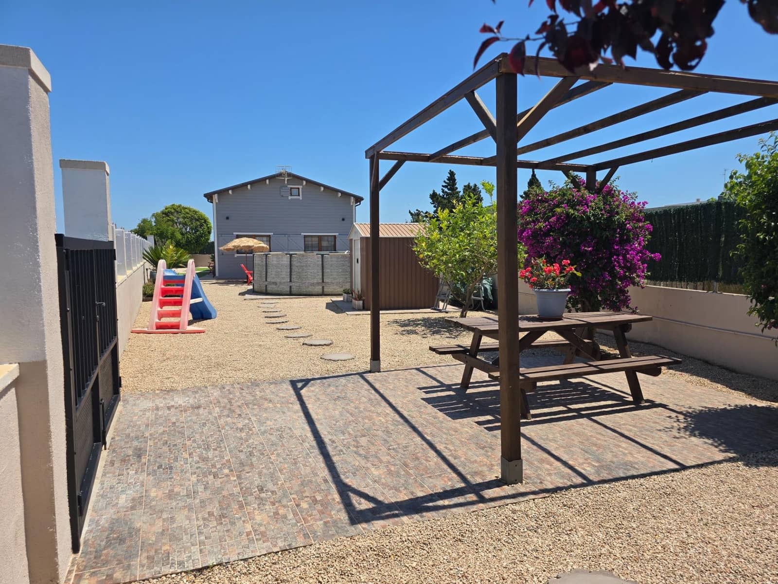 3 chambre Maison en Bois à vendre à Sant Jaume d'Enveja avec piscine garage - 224 000 € (Ref: 9922256)