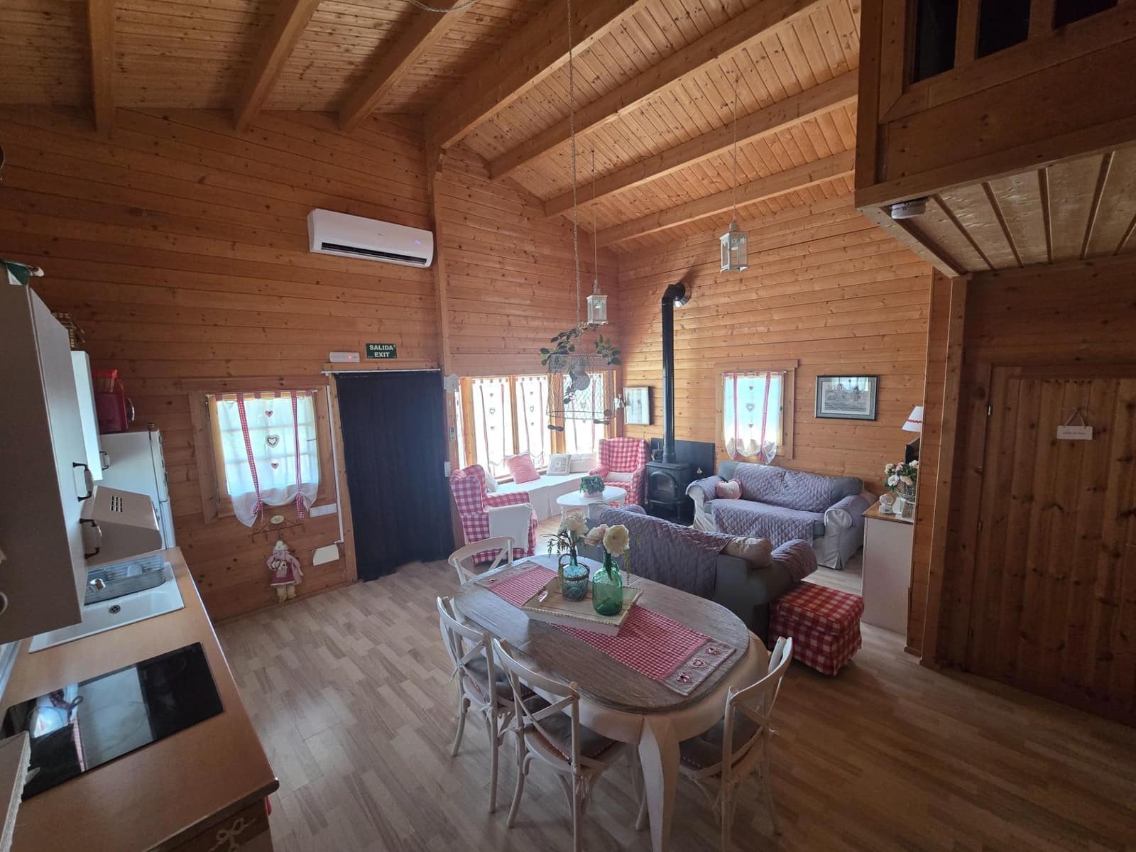 3 chambre Maison en Bois à vendre à Sant Jaume d'Enveja avec piscine garage - 224 000 € (Ref: 9922256)