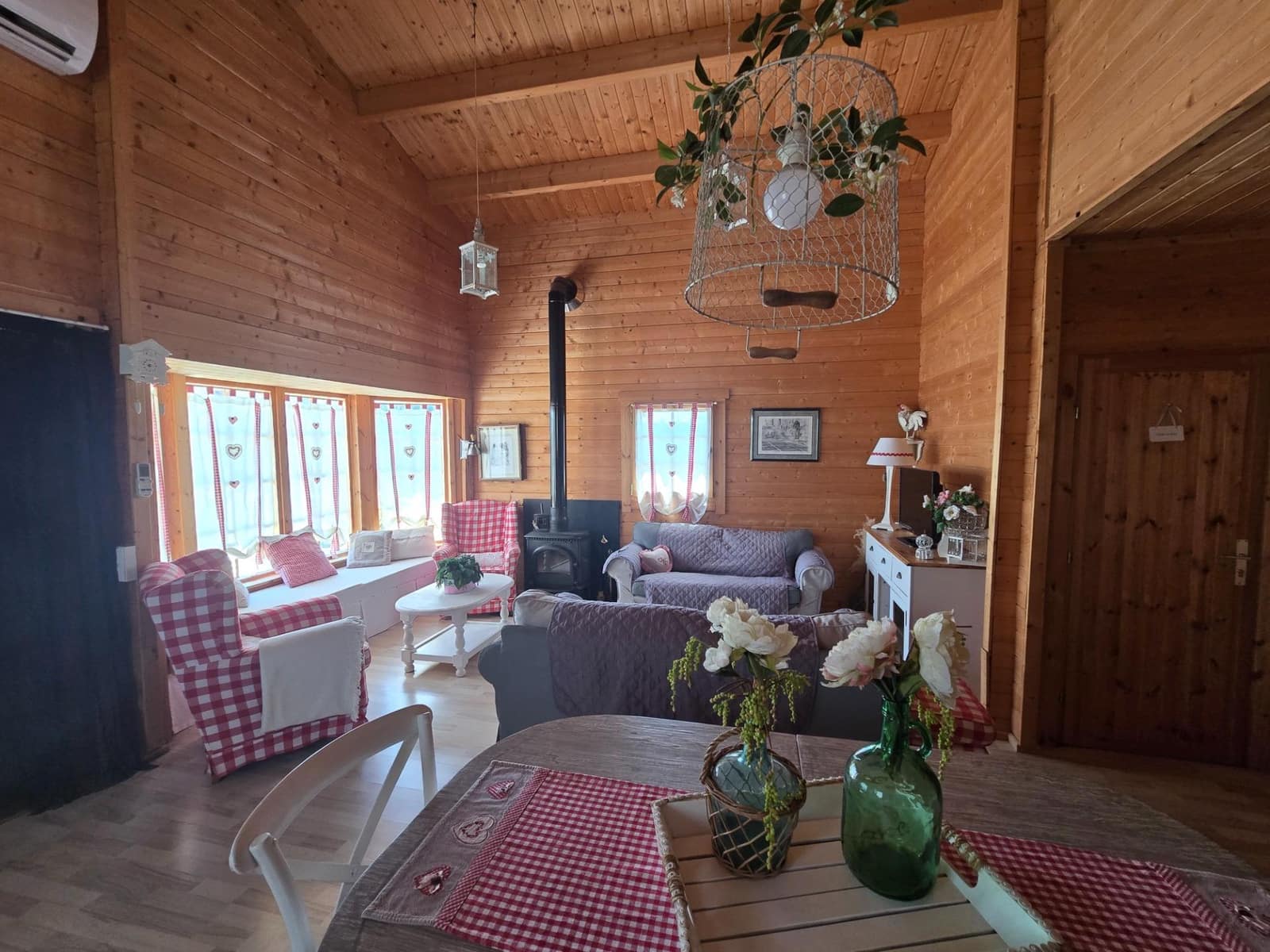 3 chambre Maison en Bois à vendre à Sant Jaume d'Enveja avec piscine garage - 224 000 € (Ref: 9922256)