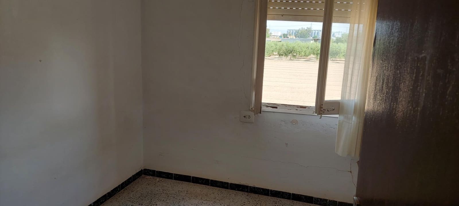 Casa de 4 habitaciones en Deltebre en venta - 99.000 € (Ref: 9922257)