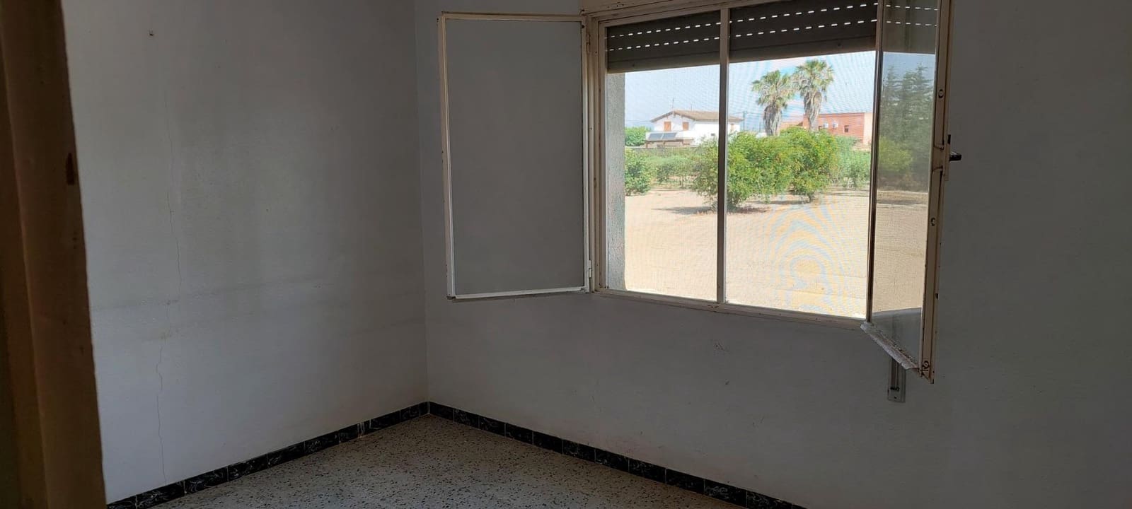 Casa de 4 habitaciones en Deltebre en venta - 99.000 € (Ref: 9922257)