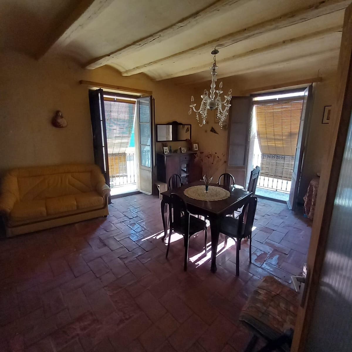 4 bedroom Townhouse for sale in Tivenys - € 70,000 (Ref: 9936342)