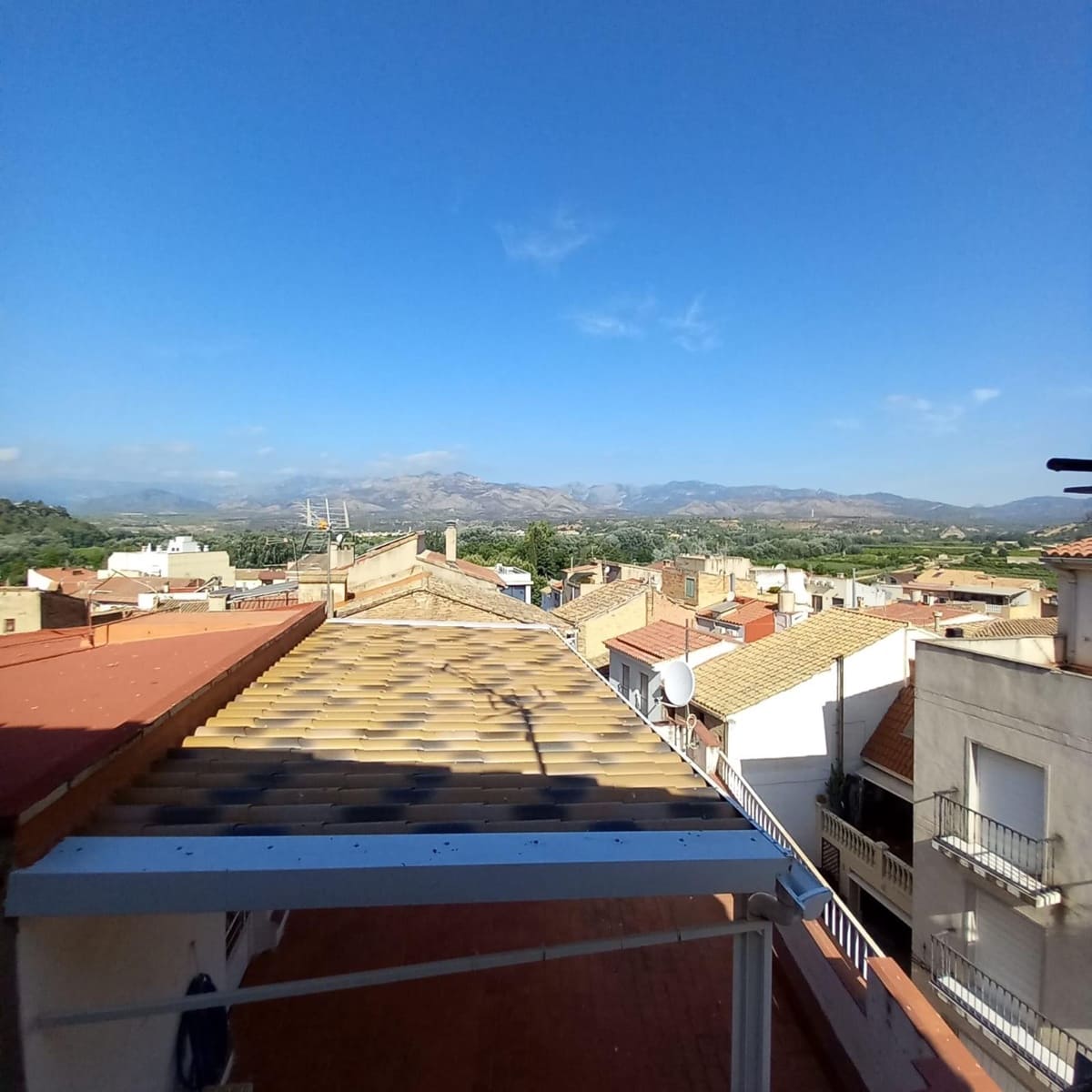 4 bedroom Townhouse for sale in Tivenys - € 70,000 (Ref: 9936342)